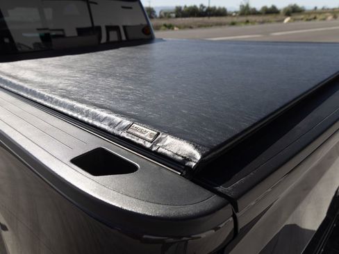 Used 2016 GMC Sierra 1500 SLT AWD/4WD image 9