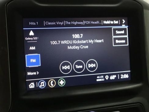 Used 2024 Chevrolet Silverado 1500 Custom w/ Turbomax Blackout Package image 40