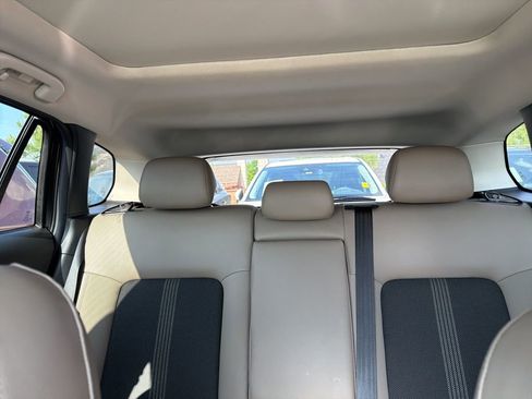 Used 2025 MAZDA CX-50 AWD 2.5 S w/ Premium Package image 27