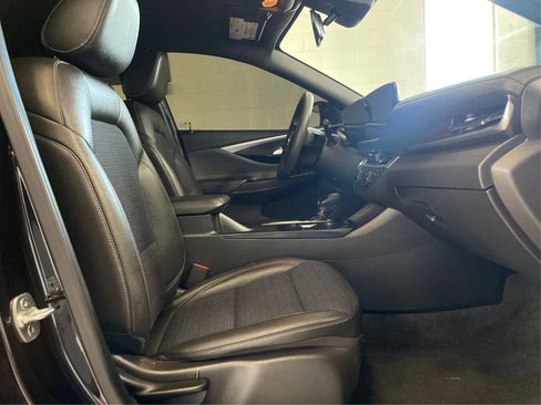 Used 2024 Buick Envista Preferred image 14