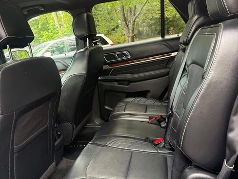 Used 2016 Ford Explorer Platinum AWD/4WD image 21