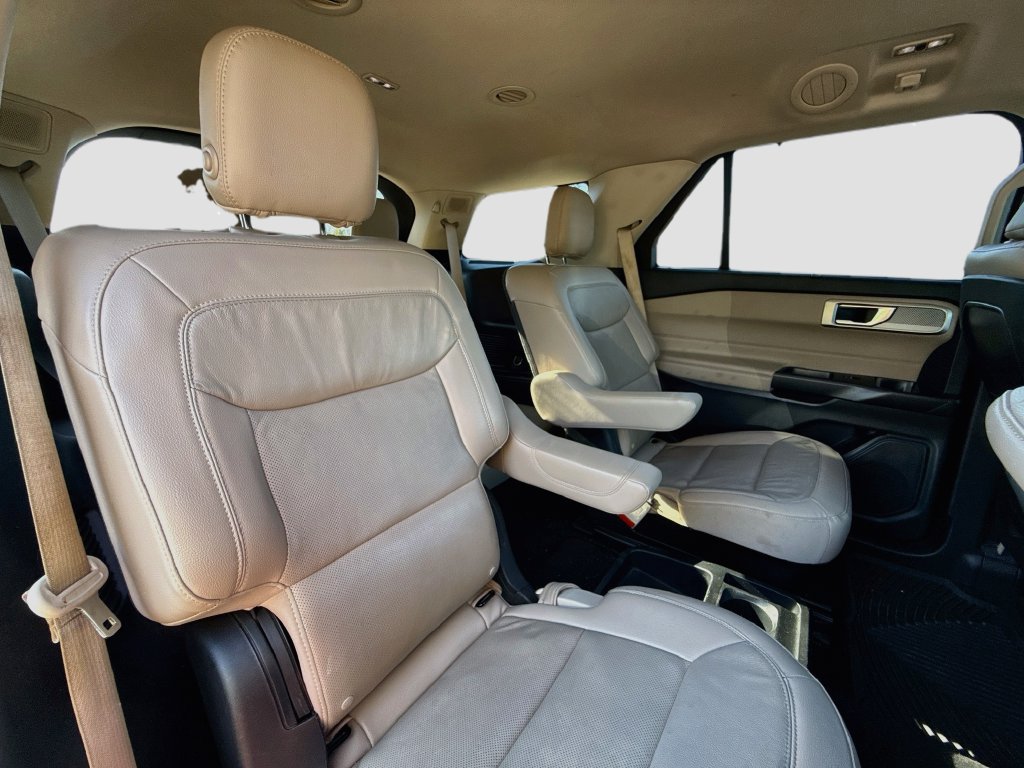 Used 2020 Ford Explorer Limited RWD image 35