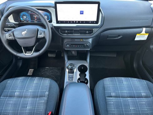 New 2025 Ford Bronco Sport Heritage w/ Convenience Package image 12