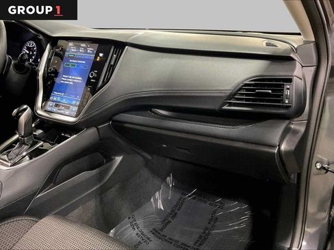 Used 2025 Subaru Outback Premium AWD/4WD image 18