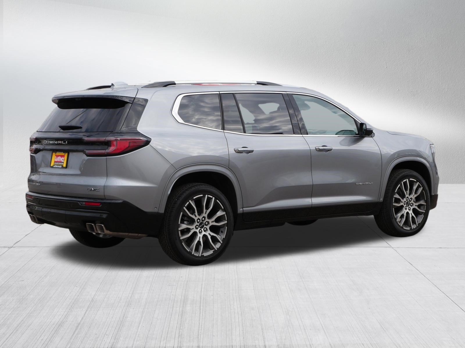 Used 2026 GMC Acadia Denali Ultimate AWD/4WD image 7