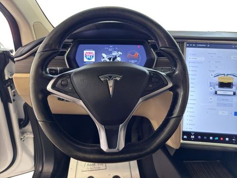 Used 2016 Tesla Model X 90D image 16