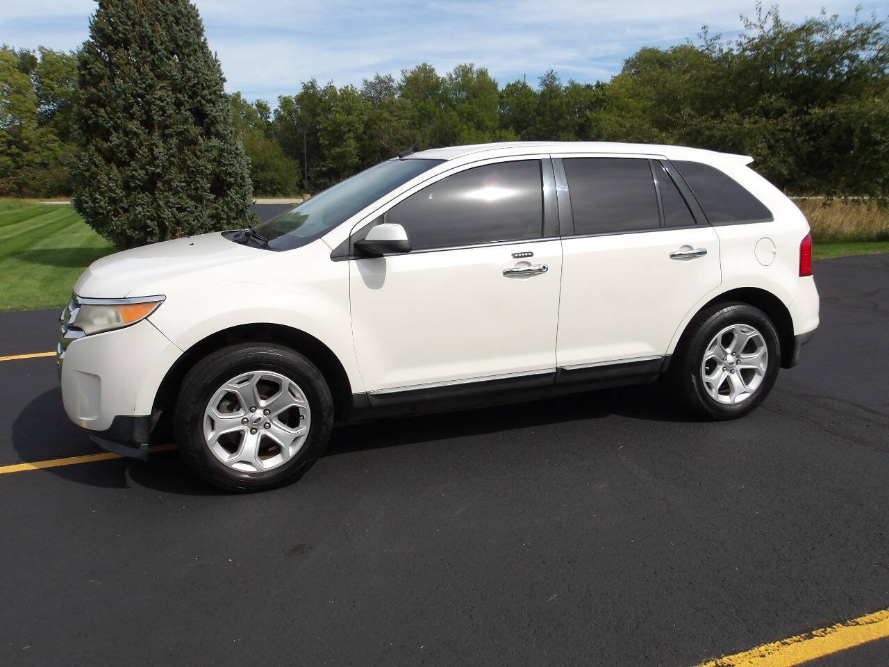 Used 2011 Ford Edge SEL w/ 202A Rapid Spec Order Code AWD/4WD image 8