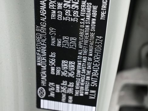 Used 2024 Hyundai Santa Cruz SEL FWD image 17