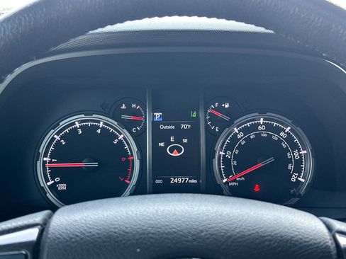 Used 2023 Toyota 4Runner TRD Off-Road Premium w/ Off Road Premium Plus Package image 23