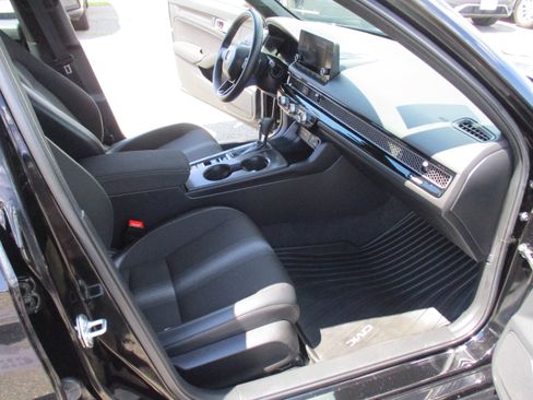Certified 2024 Honda Civic Sport image 14