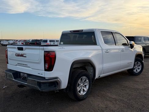 Used 2023 GMC Sierra 1500 SLE image 3