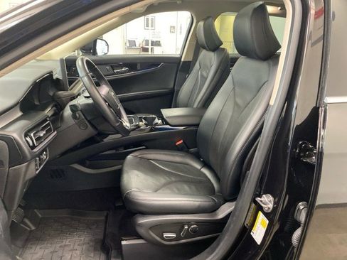 Certified 2023 Lincoln Nautilus Reserve w/ Monochromatic Package image 16