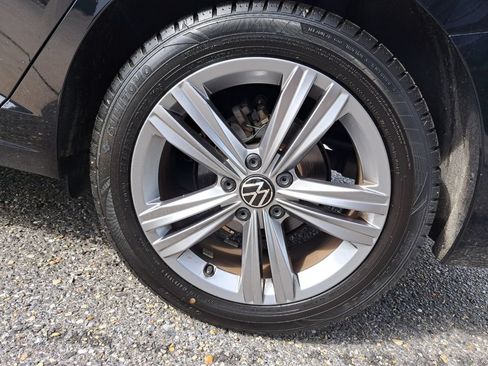 Used 2024 Volkswagen Jetta SE FWD image 26