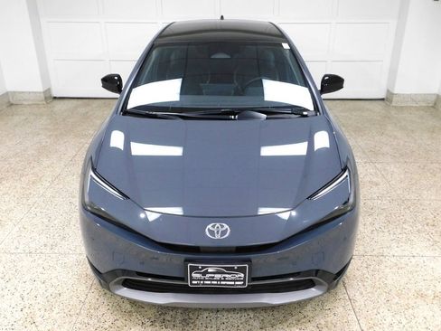 Used 2024 Toyota Prius XLE image 16