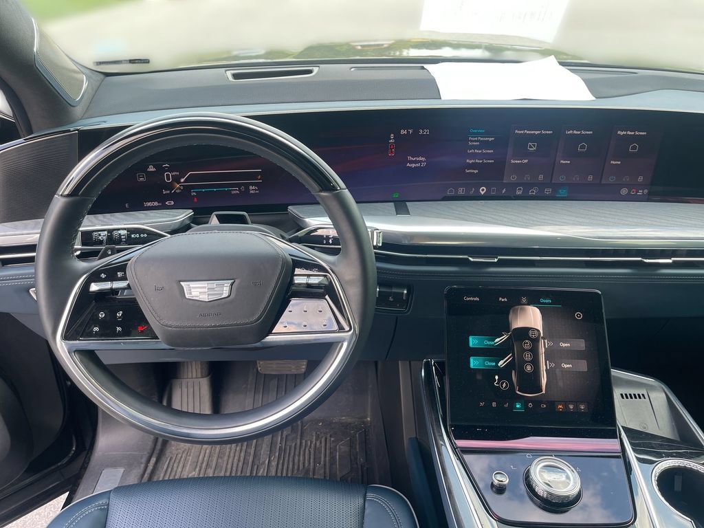 Certified 2025 Cadillac Escalade IQ Sport 2 AWD/4WD image 7