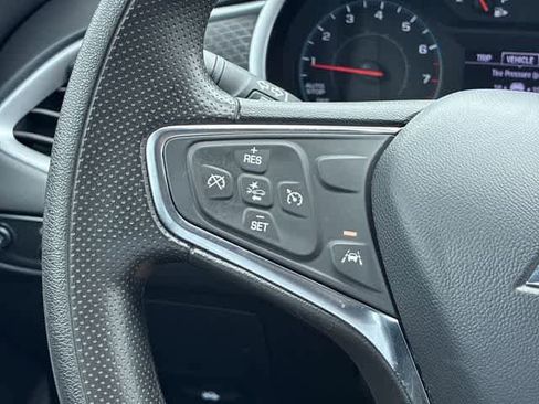 Used 2024 Chevrolet Malibu LT FWD image 24