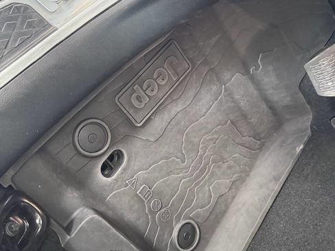 Used 2023 Jeep Gladiator Mojave w/ Trailer Tow Package AWD/4WD image 30