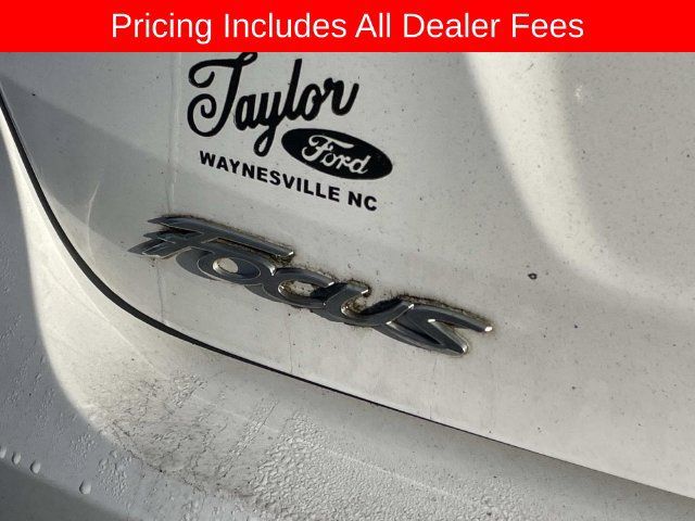 Used 2018 Ford Focus SEL FWD image 6
