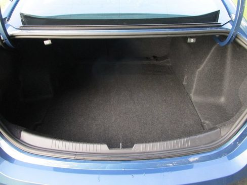 Used 2024 Chevrolet Malibu LT FWD image 13