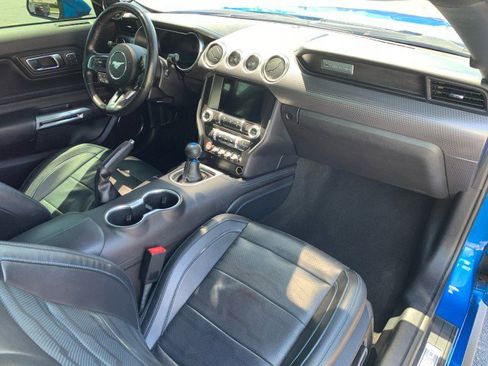 Used 2019 Ford Mustang GT Premium w/ Performance Package - Level 2 RWD image 12