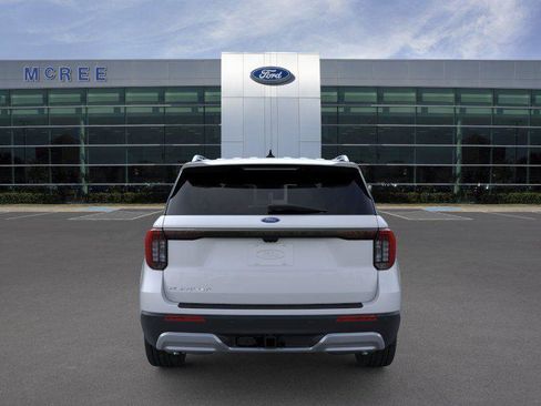 New 2026 Ford Explorer Platinum RWD image 5