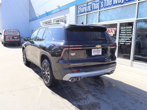 New 2026 Chevrolet Traverse LT w/ Sun and Wheel Package image 8