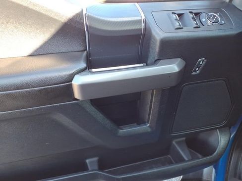 Used 2019 Ford F150 XLT w/ Equipment Group 302A Luxury AWD/4WD image 11