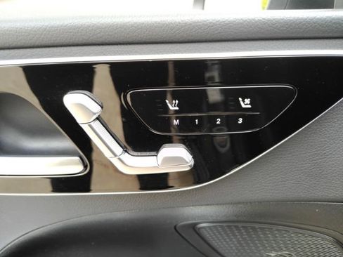 Used 2024 Mercedes-Benz C 300 Sedan image 17