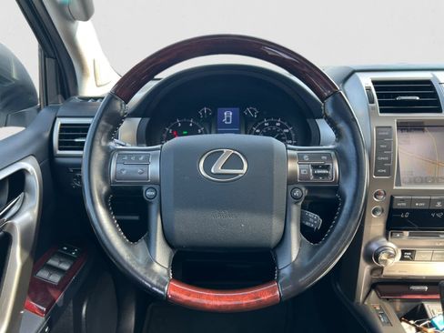 Used 2018 Lexus GX 460 Premium image 13