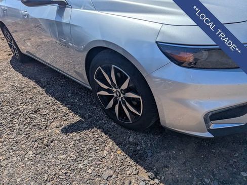 Used 2018 Chevrolet Malibu LT FWD image 5