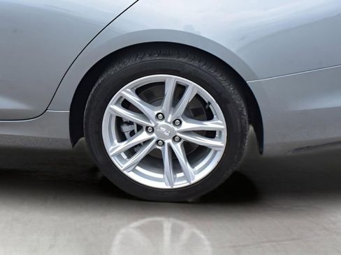 Used 2023 Cadillac CT4 Luxury image 9