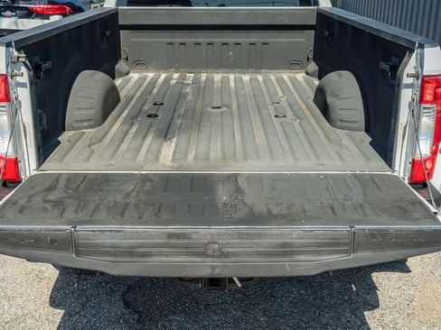 Used 2017 Ford F350 Lariat w/ Lariat Ultimate Package image 14