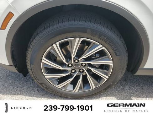 New 2025 Lincoln Aviator Premiere w/ Equipment Group 101A image 12