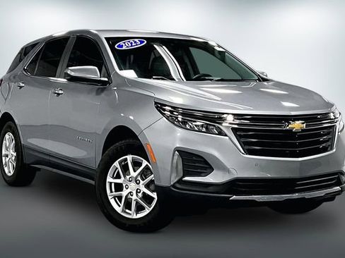 Used 2023 Chevrolet Equinox LT w/ Driver Convenience Package AWD/4WD image 1