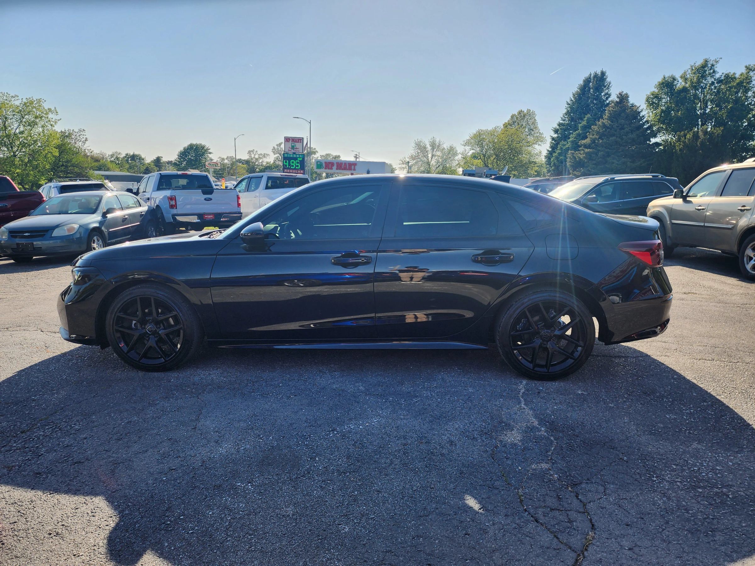 Used 2025 Honda Civic Sport image 4