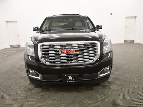 Used 2019 GMC Yukon Denali w/ Open Road Package AWD/4WD image 11