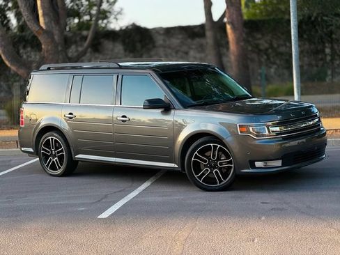 Used 2015 Ford Flex Limited w/ Equipment Group 301A FWD image 23