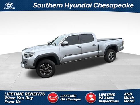 Used 2018 Toyota Tacoma TRD Sport RWD image 1