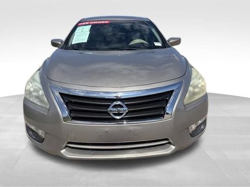 Used 2015 Nissan Altima 2.5 S w/ Power Driver Seat Package FWD image 5
