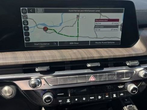 Certified 2024 Kia Telluride SX FWD image 8