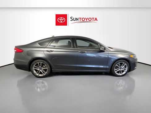 Used 2020 Ford Fusion SEL FWD image 2