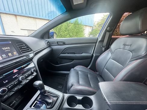 Used 2019 Hyundai Elantra Sport w/ Premium Package 03 FWD image 33