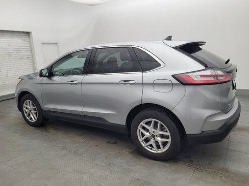 Used 2024 Ford Edge SEL image 3