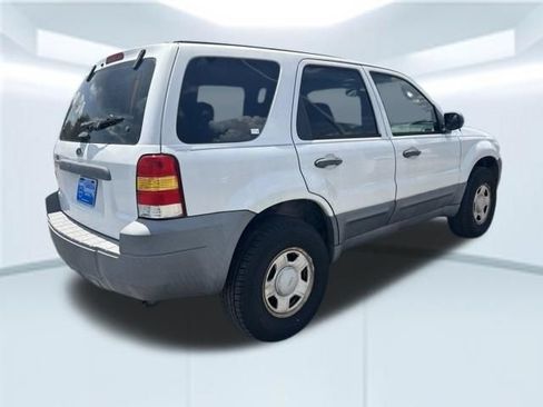 Used 2007 Ford Escape XLS FWD image 6