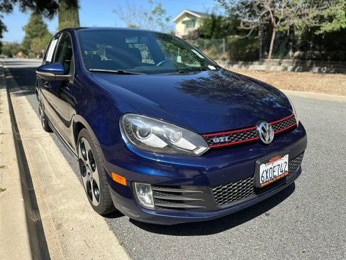 Used 2012 Volkswagen GTI 4-Door FWD image 8