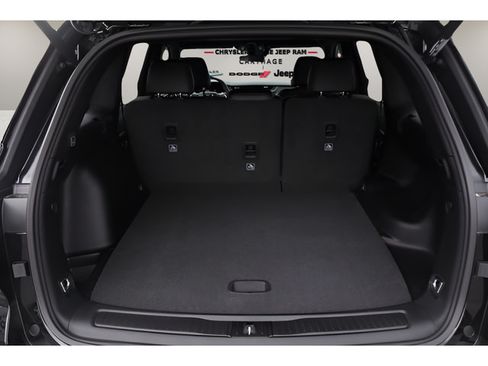 New 2026 Jeep Grand Cherokee Altitude AWD/4WD image 11