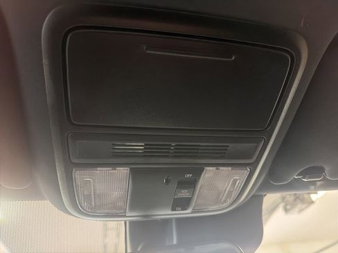 Used 2022 Honda Pilot Sport image 18