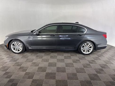 Used 2016 BMW 750i xDrive image 10