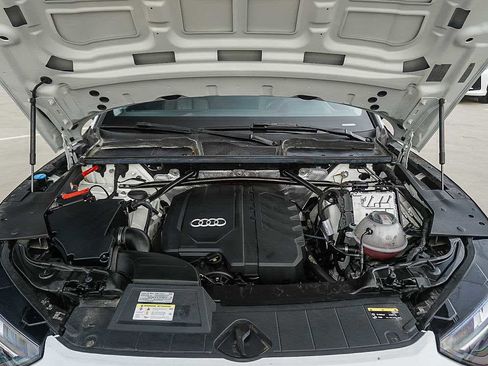 Used 2021 Audi Q5 Premium Plus w/ Premium Plus Package image 41