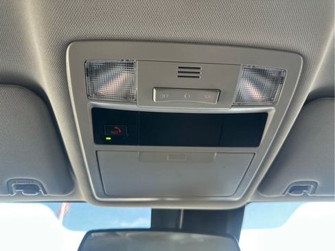 Used 2022 Toyota Tacoma SR image 33